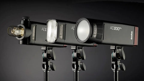 Comparing Godox Ad200 Pro Flash Heads | Fresnel Barebulb Vs. H200r