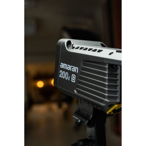 Aputure Amaran 200d S 200W 5,500K Daylight COB LED Constant Monolight