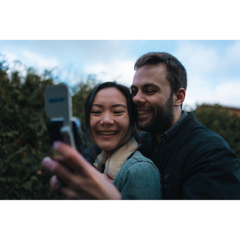 Aputure Amaran Go White Compact MagSafe LED Constant Light for Smartphone