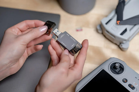 Newell OTG 3-in-1 USB-A and USB-C Memory Card Reader