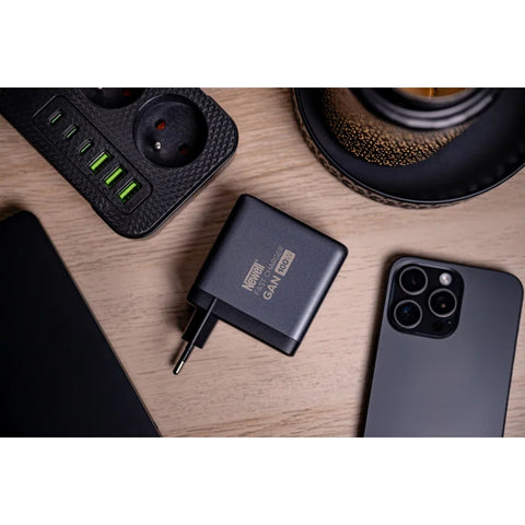 Newell GaN 100W USB-C Fast Charger with TFT Display – 3-Port (EU)