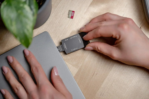 Newell OTG 3-in-1 USB-A and USB-C Memory Card Reader