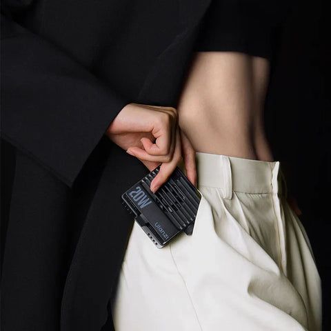 Ulanzi LE20 20W Pocket RGB-WW Video LED Constant Light